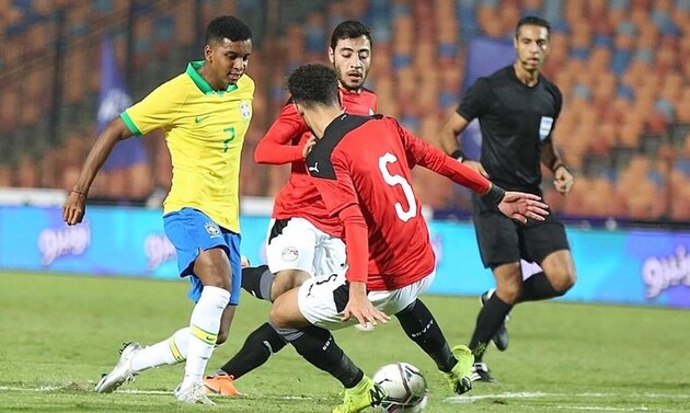 Нерес имеет опыт выступлений за сборную Бразилии