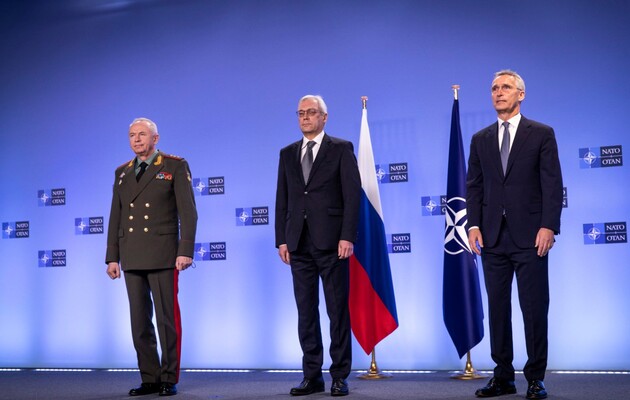 Переговоры с РФ по ситуации вокруг Украины пока не дали результатов — Глава Военного комитета НАТО