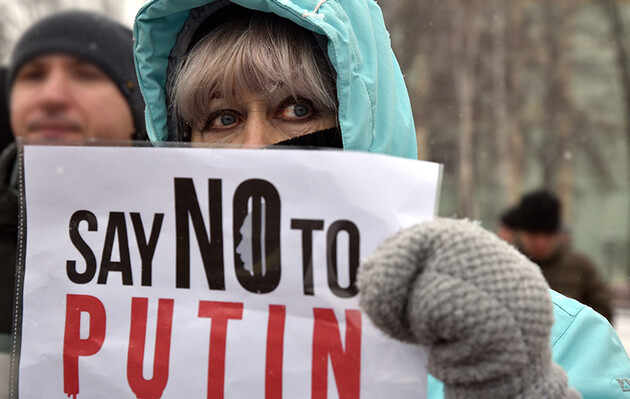 Росія готова воювати, це вже не блеф — The Guardian