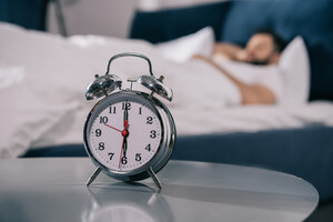 Дефіцит сну негативно впливає на ходу — The Guardian