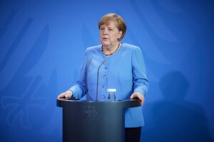 Меркель отказалась от работы в ООН 