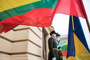 Глава Міноборони Литви Анушаускас: Є три причини підтримати Україну