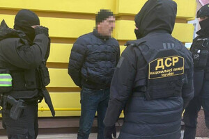 В столице полиция задержала гражданина РФ, который находится под санкциями СНБО