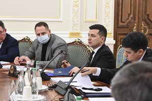 Зеленский ввел в действие решение СНБО по персональным санкциям