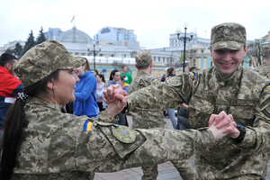 В Україні стартує трирічний проєкт «Жінки, мир, безпека»