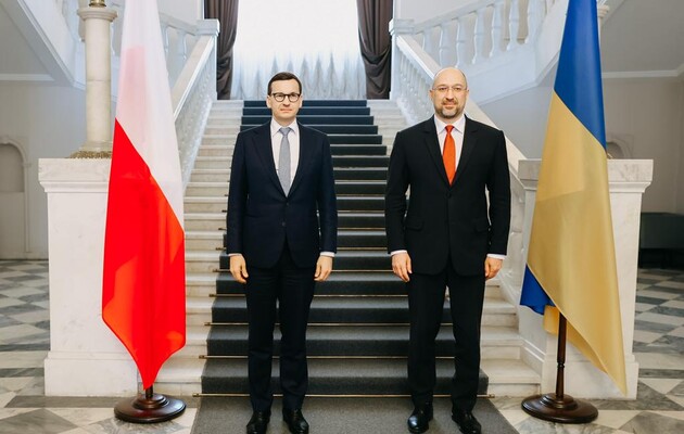Премьер-министр Польши прибыл в Украину