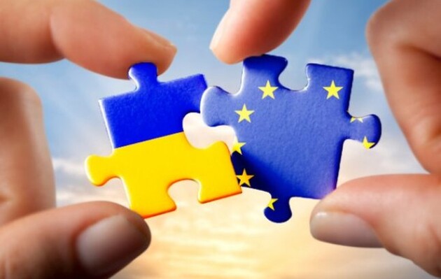 ЕС официально представил пакет помощи Украине на 1,2 миллиарда евро