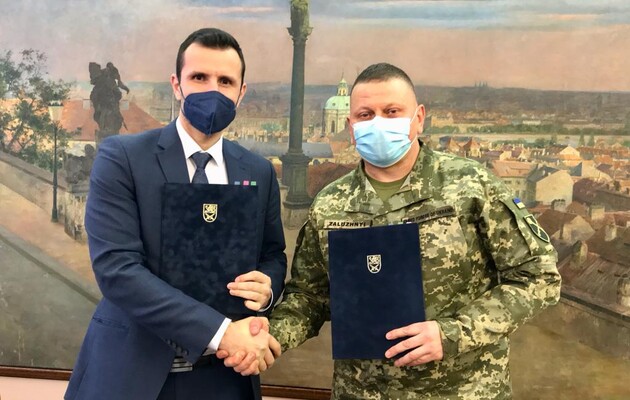 Чехия предоставит ВСУ артиллерийские боеприпасы и медицинскую помощь