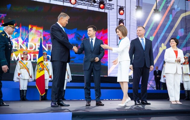 Президенты Украины и Румынии обсудили ситуацию с безопасностью в Черном море
