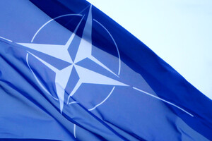 Bloomberg: США пропонує РФ обговорити та провести перевірку баз НАТО щодо наявності 