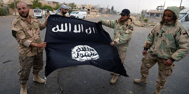 Байден оголосив про ліквідацію ватажка терористів ІДІЛ. Відео з місця рейду