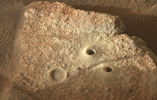 Perseverance успешно взял шестую пробу марсианского грунта