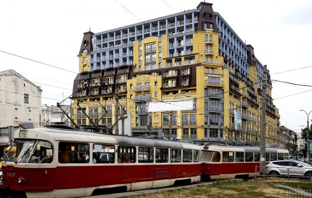 Найвідоміше останніми роками будівництво з порушеннями - "Монстр на Подолі"