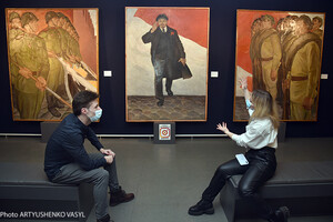 В Музеї історії Києва розпочалася виставка радянського пропагандистського мистецтва 