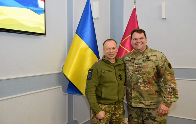 США готовы еще больше увеличивать военную помощь Украине — военный аташе