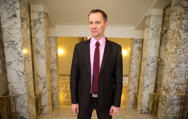 Голова комітету парламенту Фінляндії пішов з посади через твіт про Україну та НАТО