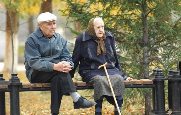 Пенсии в Украине: как они будут расти в 2022 году