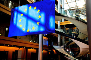 Европарламент одобрил кредит на €1,2 млрд для Украины