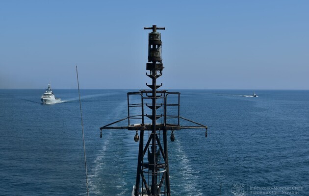Воды Украины в Черном и Азовском морях страховщики определили зонами военных рисков, терроризма и пиратства