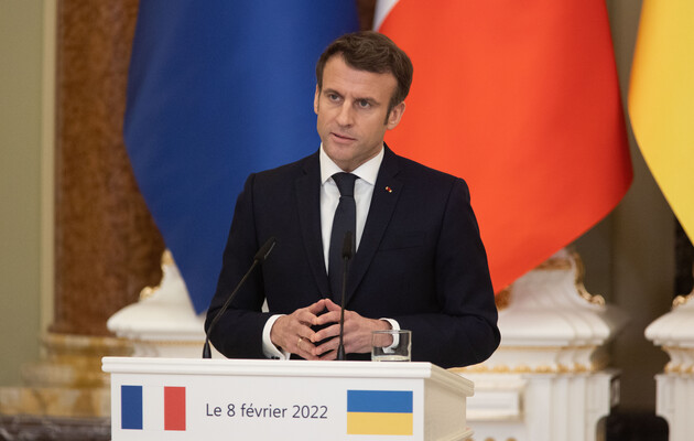 Макрон отложил выдвижение своей кандидатуры на выборы президента Франции из-за ситуации вокруг Украины – СМИ