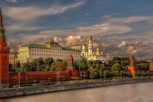 МЗС України через посилення російської агресії рекомендує українцям негайно виїхати з РФ