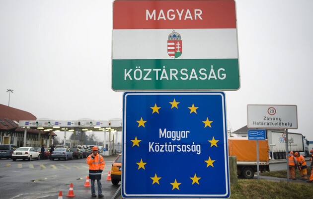 Венгрия открыла гуманитарный коридор для бегущих из Украины