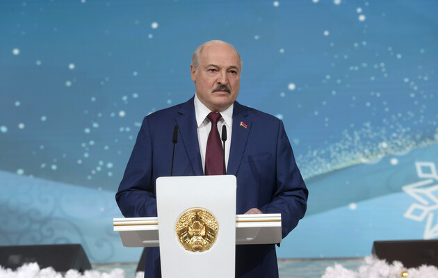 Зеленський  поговорив з Лукашенком