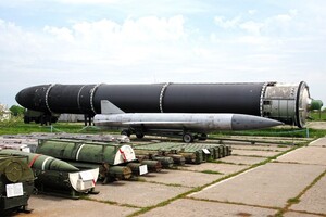 Путін доручив генералам перевести у режим бойового чергування підрозділи, що мають на ядерні ракети