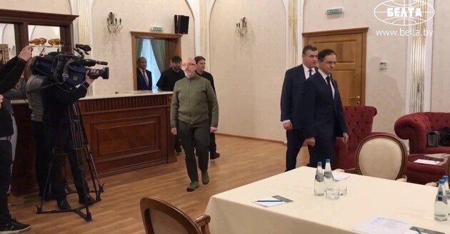 Украинская делегация прибыла на переговоры с РФ — СМИ 