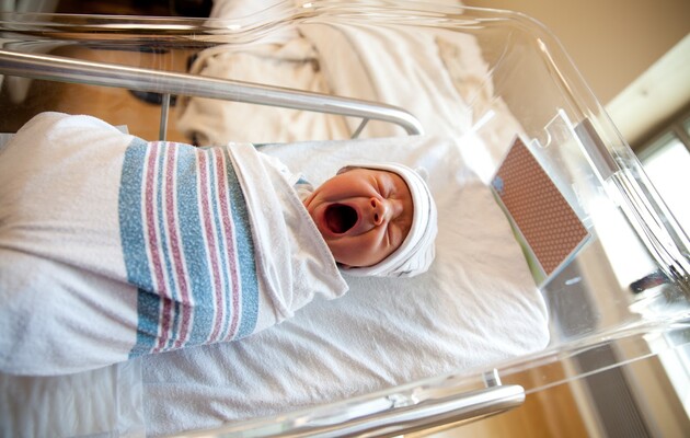 З початку війни у Києві народилося 390 дітей