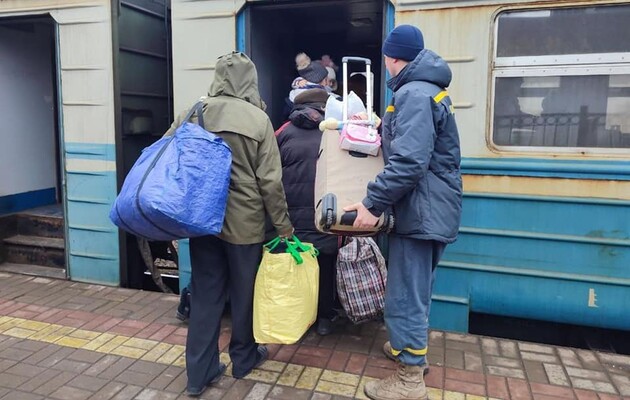 ООН назвала кількість біженців, які виїхали з України