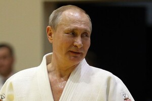 Международная федерация дзюдо отстранила Путина и Ротенберга от должностей в организации