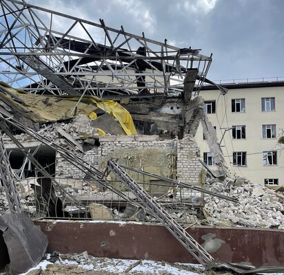 Хворим довелося вибиратися з-під завалів приймального відділення