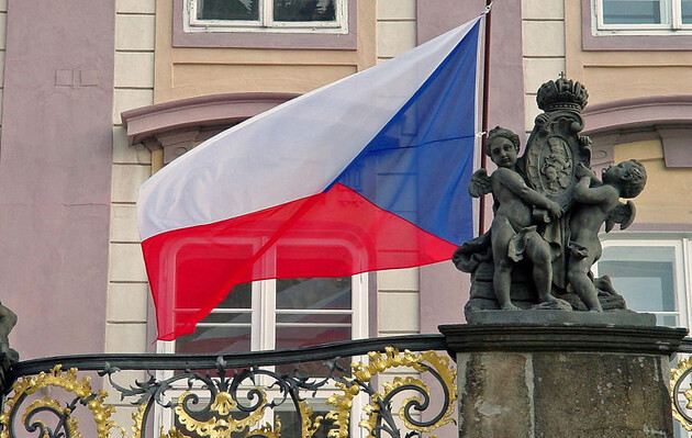 В Чехии хотят приравнять к нацистской символике знак российских оккупантов «Z»