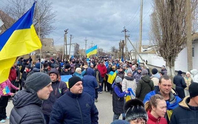 Мелитопольцы вышли на протест с требованием освободить мэра Федорова