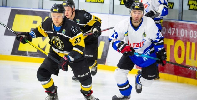 Українські хокеїсти закликали зупинити рашистів