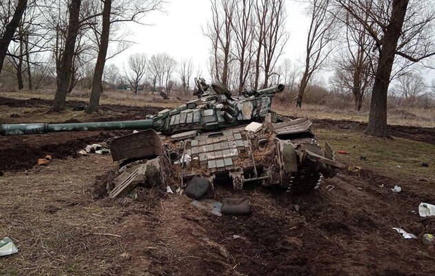 В Черниговской области ВСУ уничтожили танковое подразделение РФ, которое двигалось на Киев — Генштаб