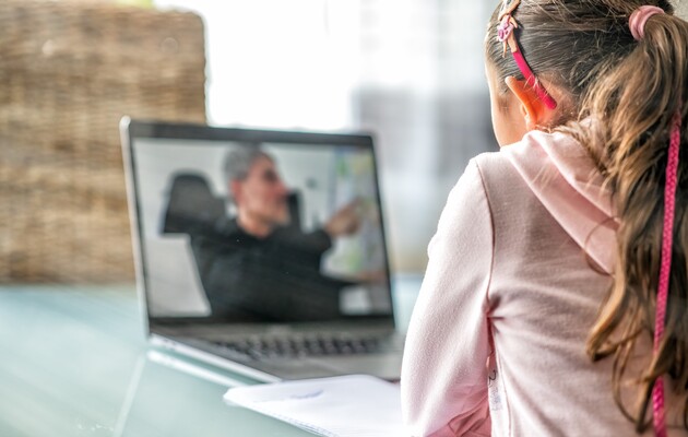 Во время действия военного положения ряд платформ открыли бесплатный доступ