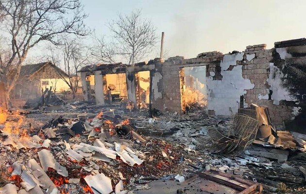 В Житомирской области оккупанты обстреляли из артиллерии поселок