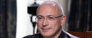 Бывший политзаключенный Путина раскритиковал Запад за недостаточную поддержку Украины и до сих пор открытое небо: колонка Ходорковского для The Economist