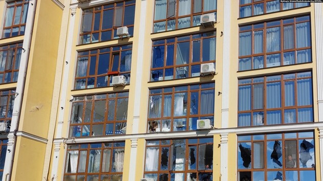 Корабли РФ обстреляли жилые дома в Одессе