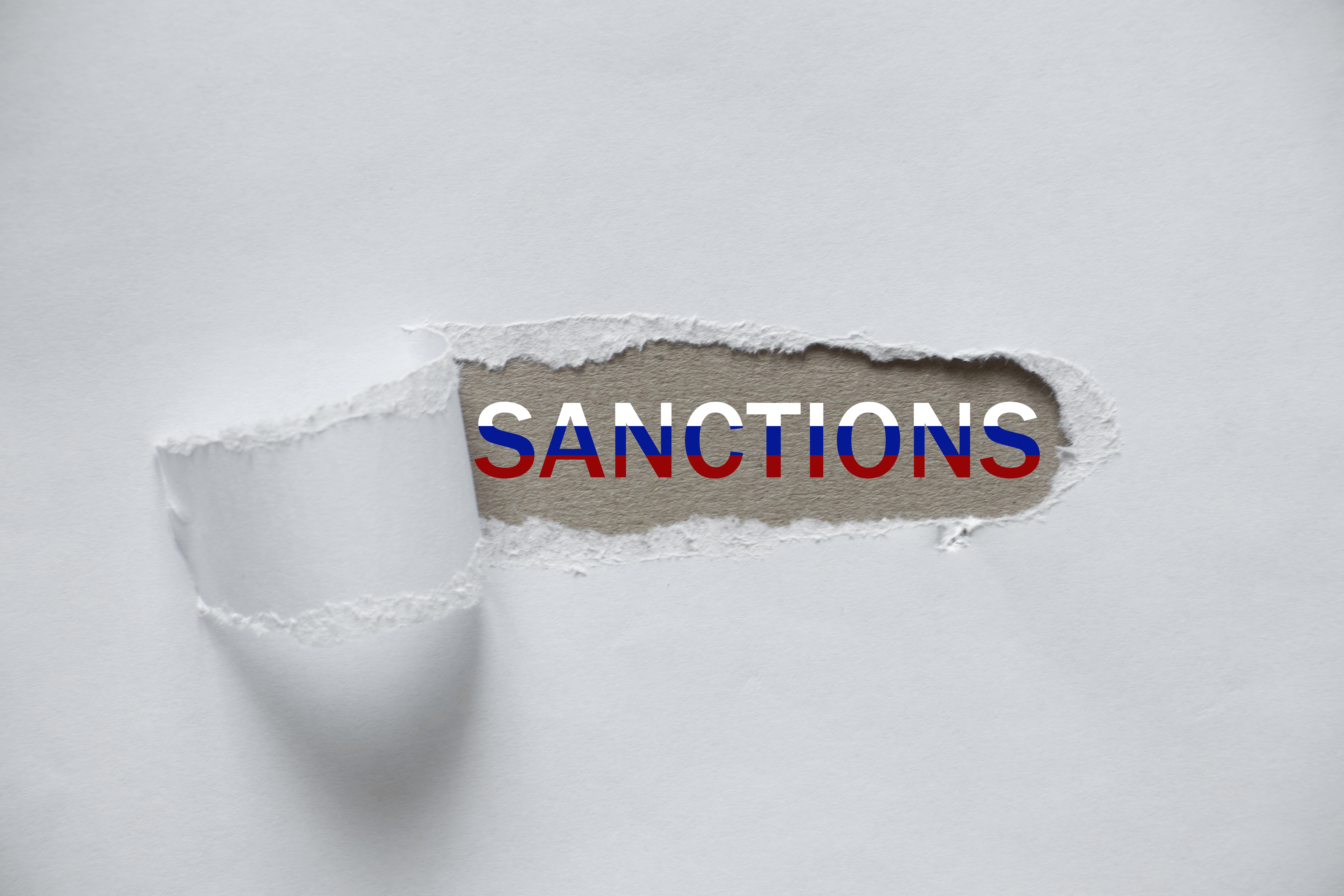 Глави МЗС країн ЄС обговорять розширення санкції проти РФ у сфері енергетики – Боррель
