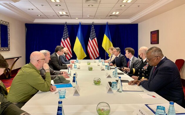Глави дипломатії та оборони України та США зустрілися у Варшаві