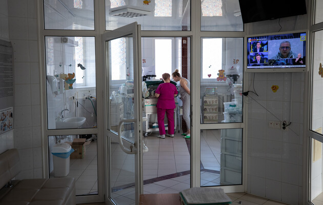 Донецкие больницы переполнены детьми из Мариуполя