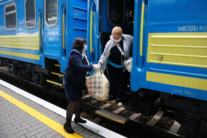 Укрзализныця опубликовала график эвакуационных поездов на сегодня