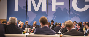 Из-за санкций против РФ доллар может стать менее привлекательным – МВФ