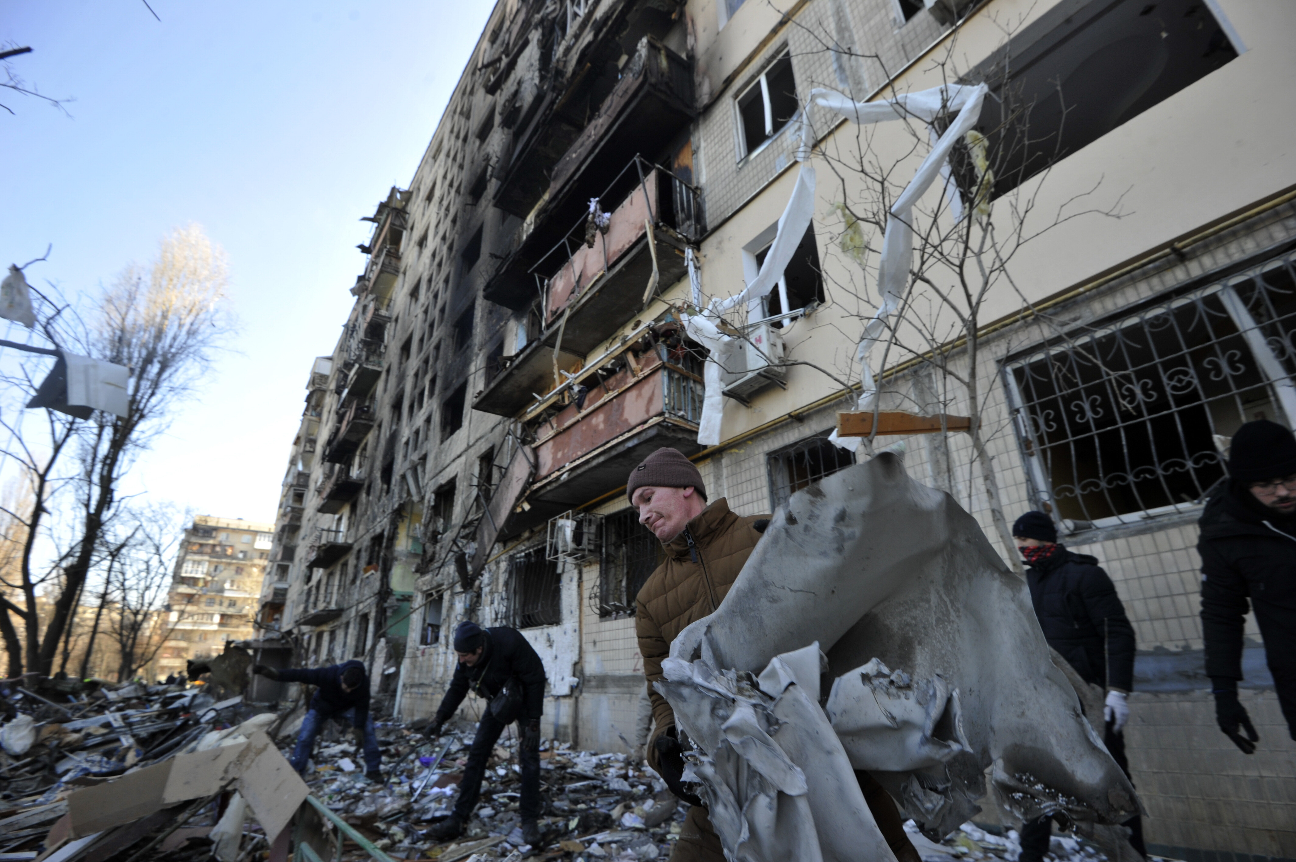 Сюрпризы от россиян: где в Киеве больше всего взрывоопасных предметов