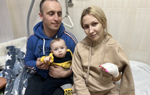 «Люблю тебе. По нас стріляють… » - сім'я з Київщини чудом вижила після обстрілу під час евакуації