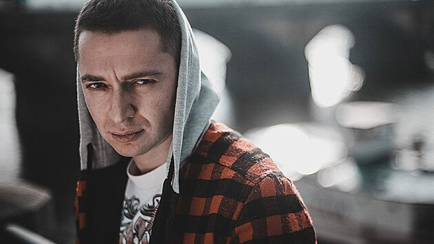 Oxxxymiron проведет заключительный концерт в поддержку Украины