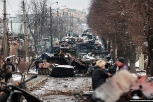 Российских военных из Бучи возвращают в Украину - ГУР